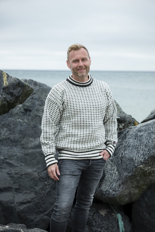 Strik grossist og engrossalg af Islandske striktrøjer og sweaters af 100% uld