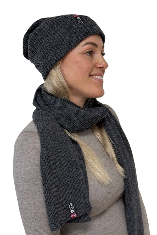 Merino beanies og halstørklæder 100% merinould by WOOLWEAR of Scandinavia