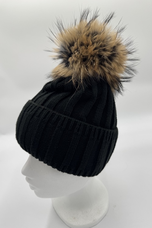 Uldhue med pels pompon