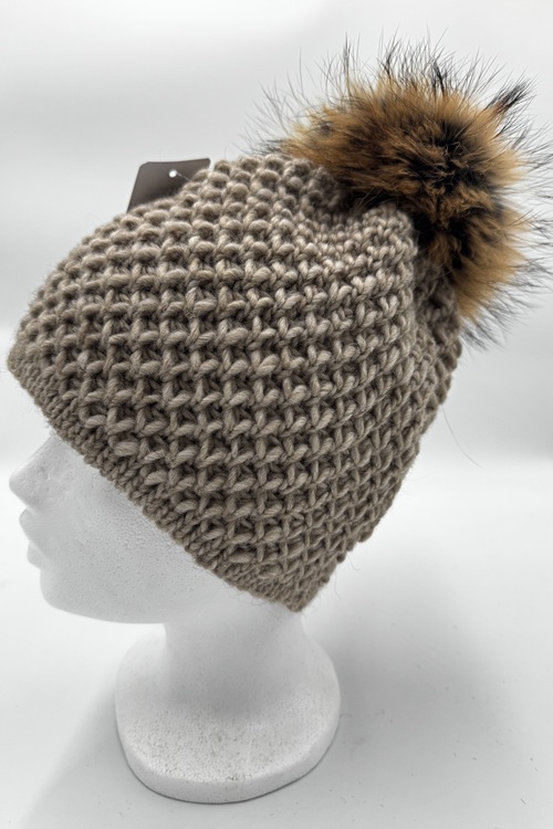 Ulden uldhue med pels pompon