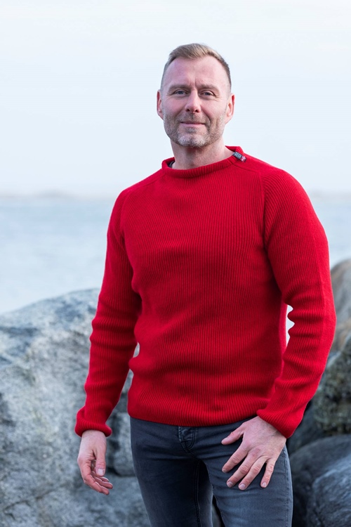Fin Striktrøje fra WOOLWEAR of Scandinavia af 100% fine merinould