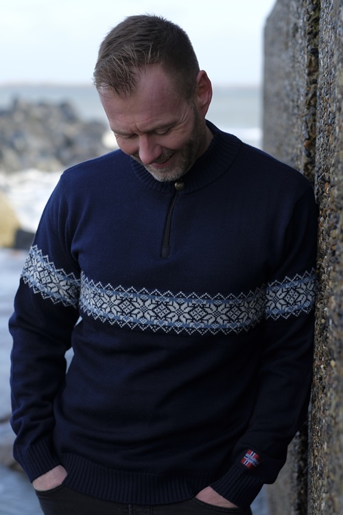 Sweater af 100% fine merinould fra Arctic Circle of Norway